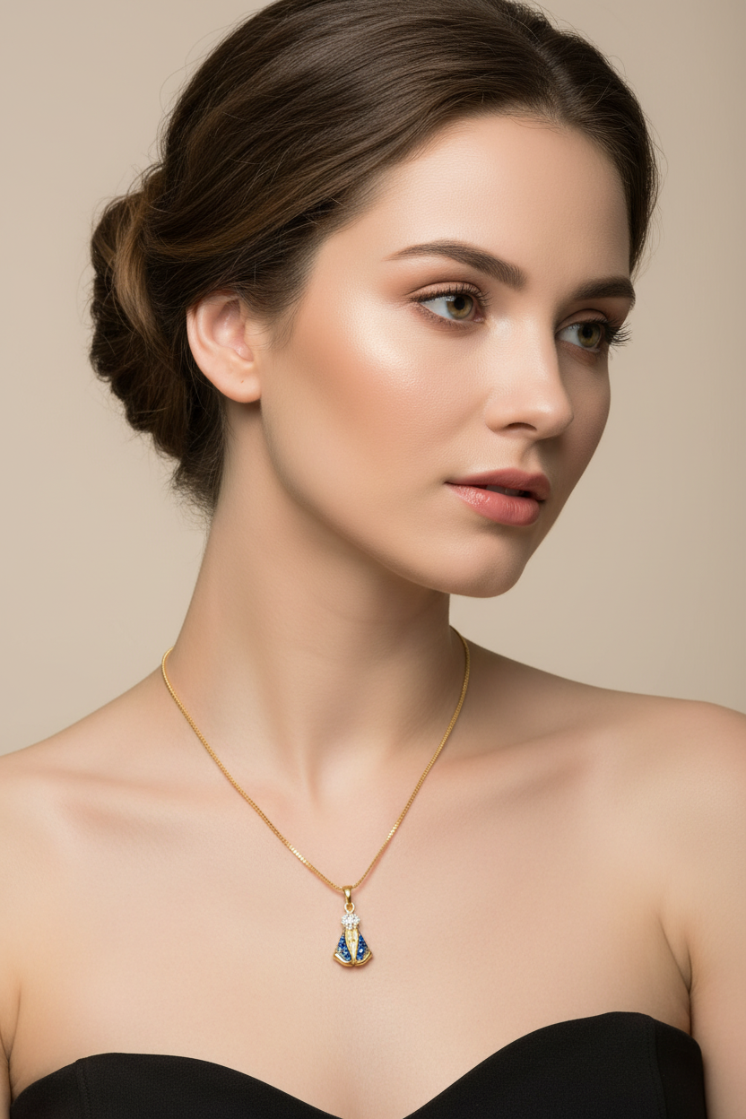 Model wearing Our Lady of Aparecida necklace – 18K Gold